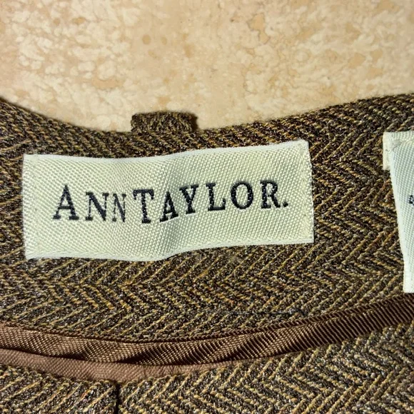 ANN TAYLOR trousers, gold/tan, herringbone tweed, pleats, pockets, cuffs. 12 EUC - Picture 11 of 17
